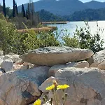 Ella Apartmán Peracko Blato