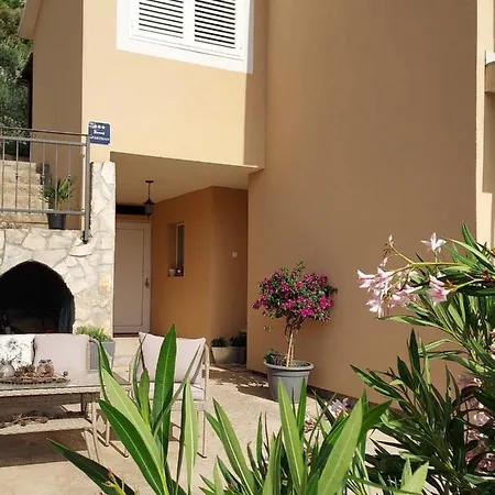 Ella * Peracko Blato